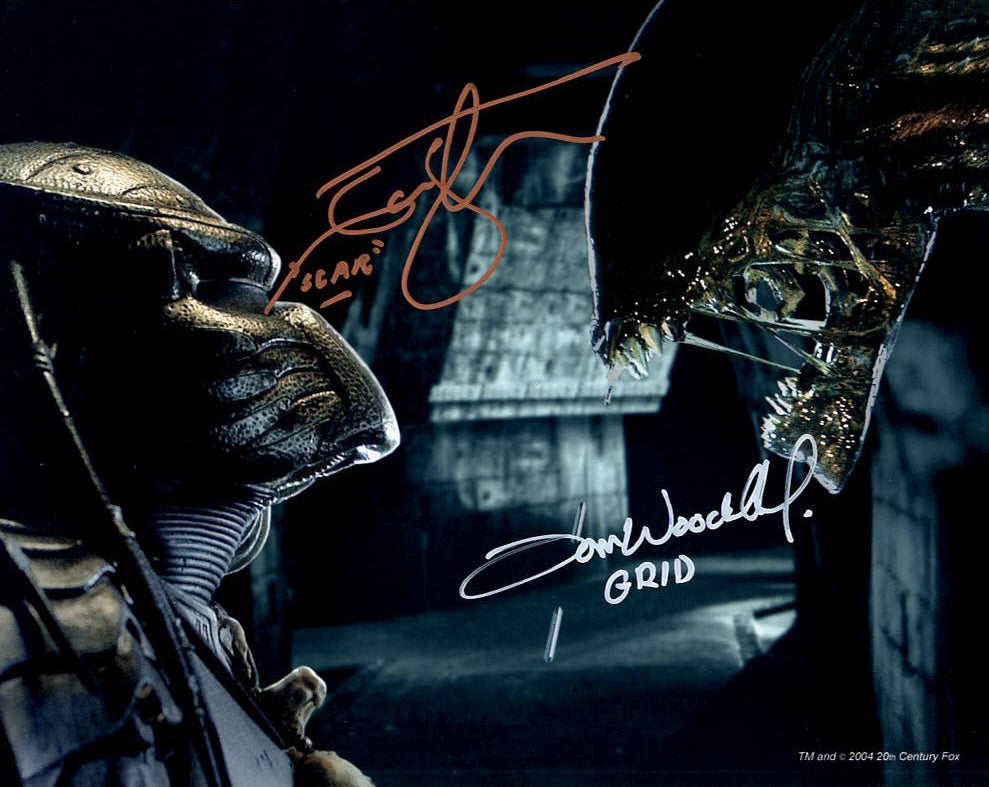 Tom Woodruff Jr. & Ian Whyte "AVP Alien VS Predator" dual signed 8x10 photo