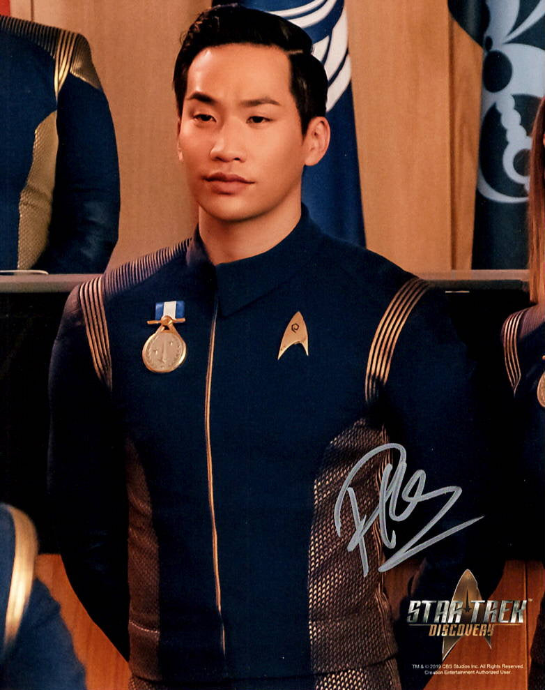 Patrick Kwok-Choon "Star Trek Discovery" signed 8x10 photo