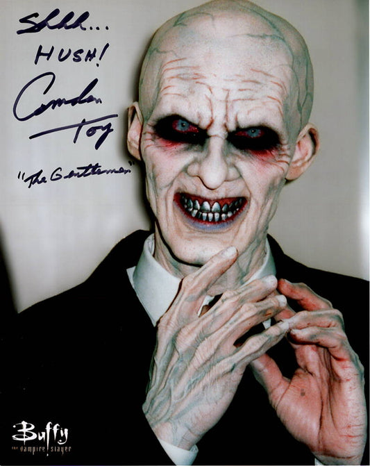 Camden Toy "Buffy the Vampire Slayer" signed 8x10